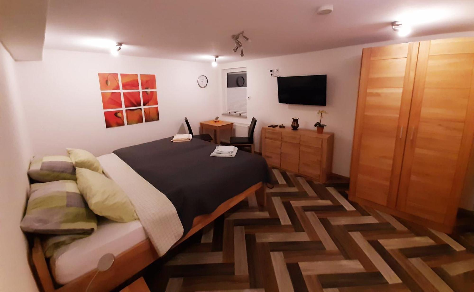 Ferienwohnung Am Steigerwaldrand Sugenheim Eksteriør bilde