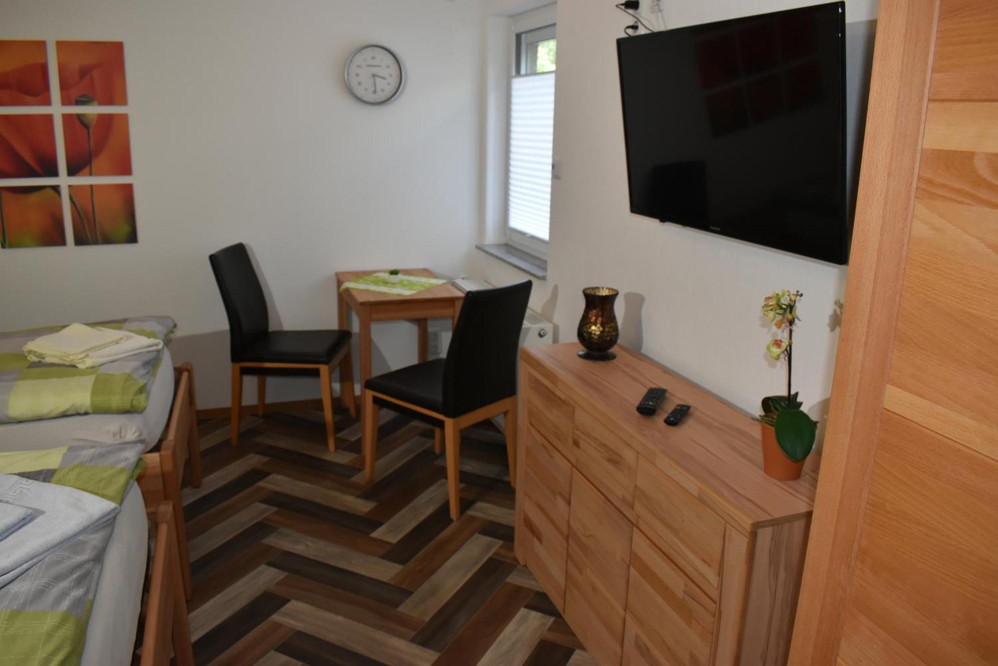 Ferienwohnung Am Steigerwaldrand Sugenheim Eksteriør bilde
