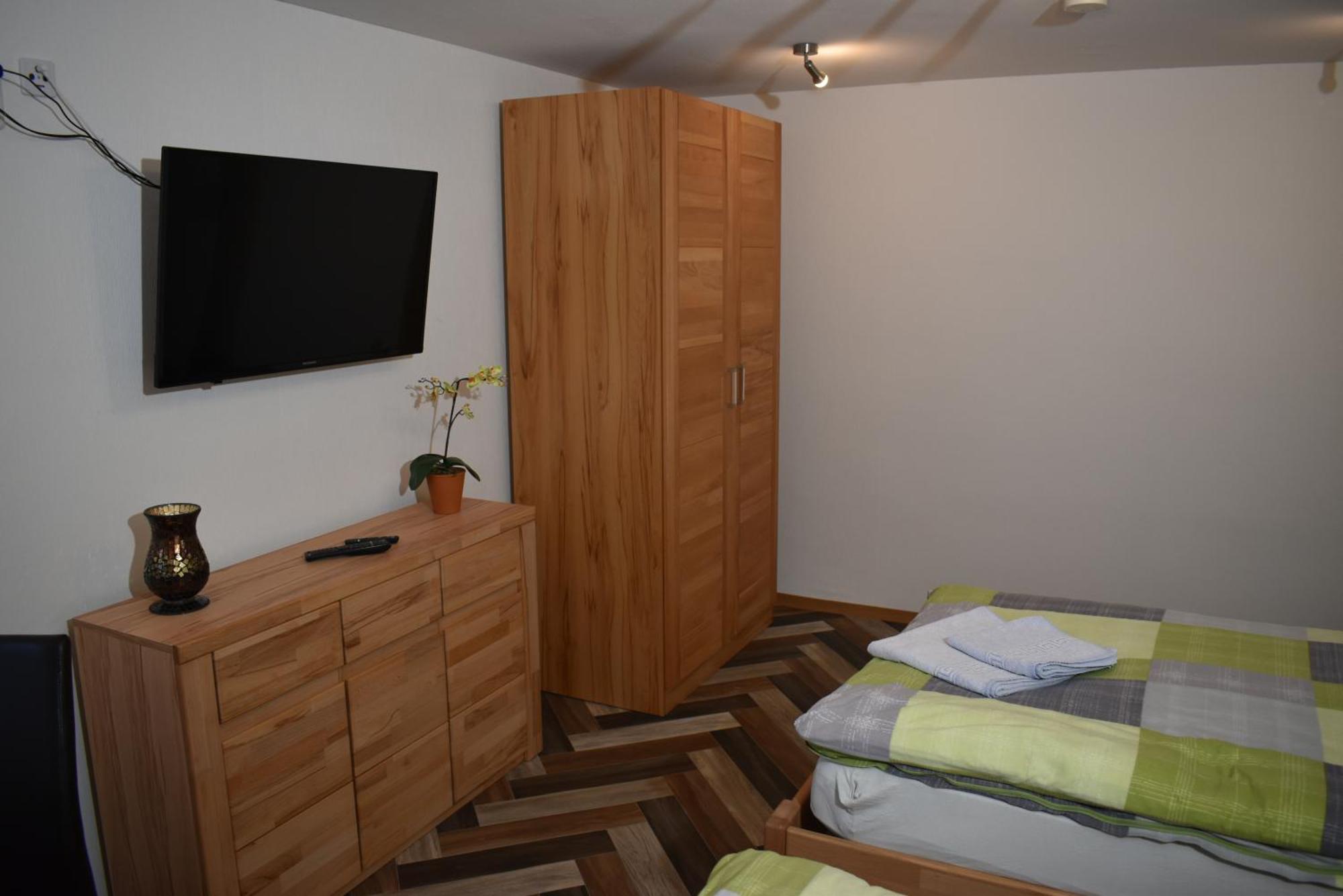 Ferienwohnung Am Steigerwaldrand Sugenheim Eksteriør bilde